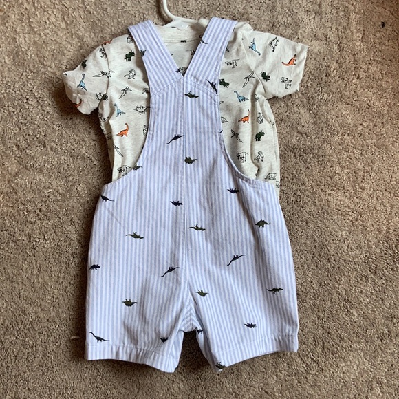 (2) Carter's Matching Sets - Picture 8 of 8